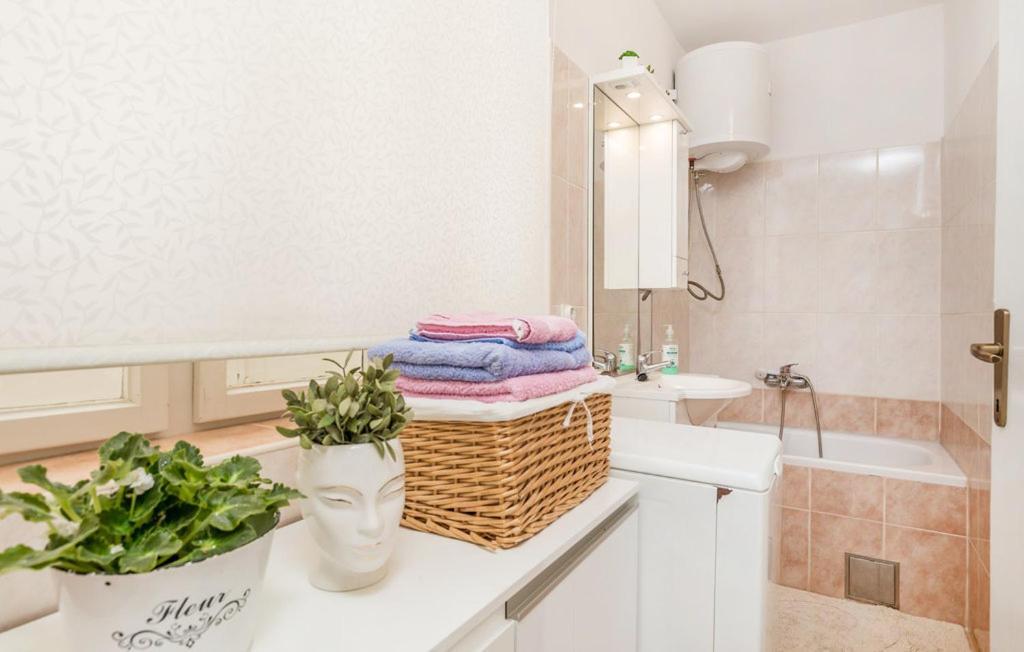 Sunset Apartment With Sea View Povljana Dış mekan fotoğraf