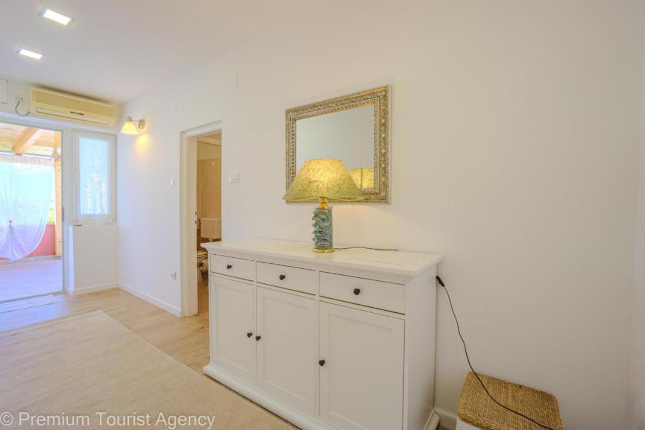 Sunset Apartment With Sea View Povljana Dış mekan fotoğraf