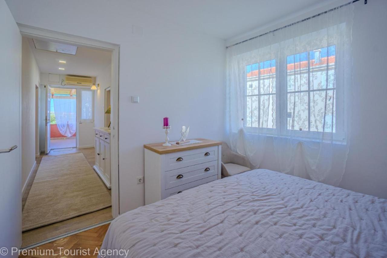 Sunset Apartment With Sea View Povljana Dış mekan fotoğraf